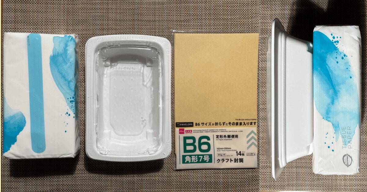 コープデリおかえりごはん：容器のサイズはソフトティッシュと同じくらい