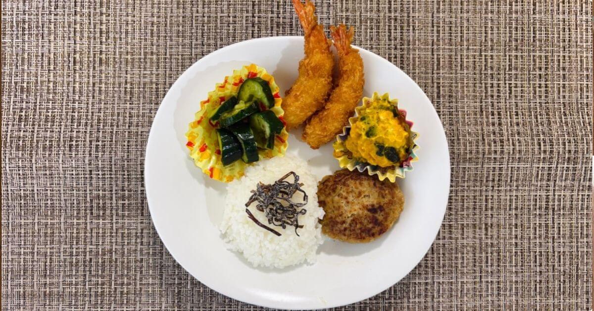 チーズハンバーグ＆えびフライセットの完成写真